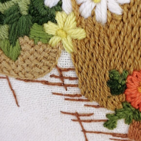 Vintage Finished Crewel Embroidery MCM 3D Fern Flowers Sunset 1975 16x20 Inches - Picture 9 of 11